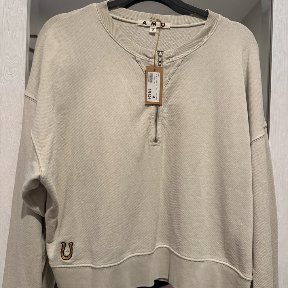 AMO Women's Off-White Quarter-Zip Sweatshirt